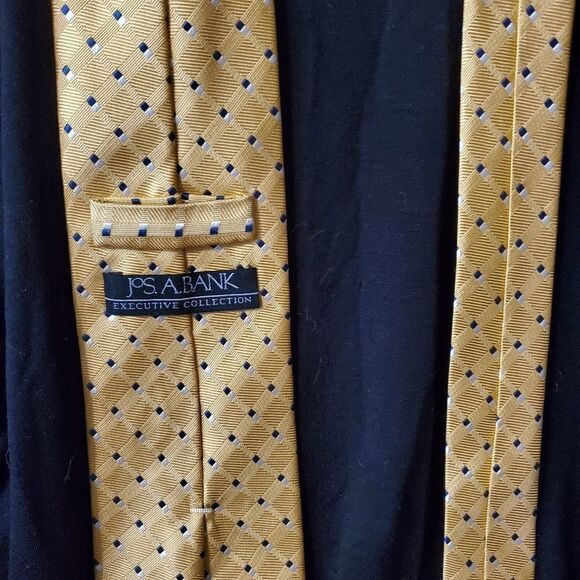 Jos A Bank Yellow, Blue, & White Silk Tie - Picture 5 of 5